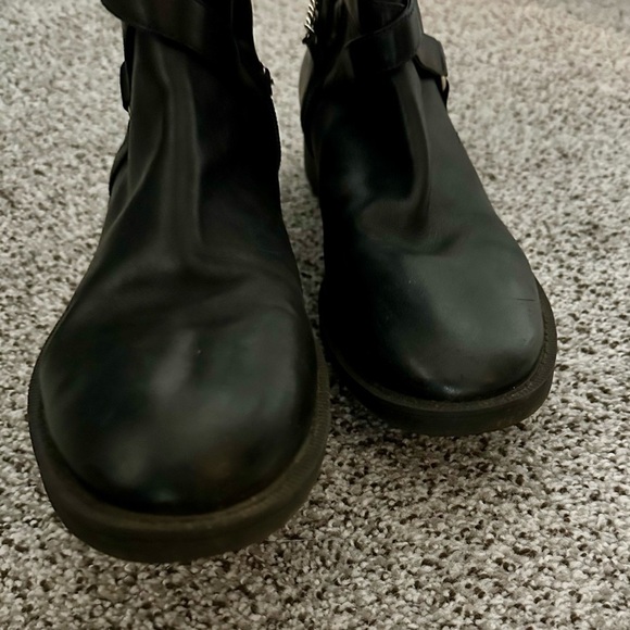 ENZO ANGIOLINI Size 8.5 Black Moto Riding Boots Silver Zipper Chains - Picture 11 of 11